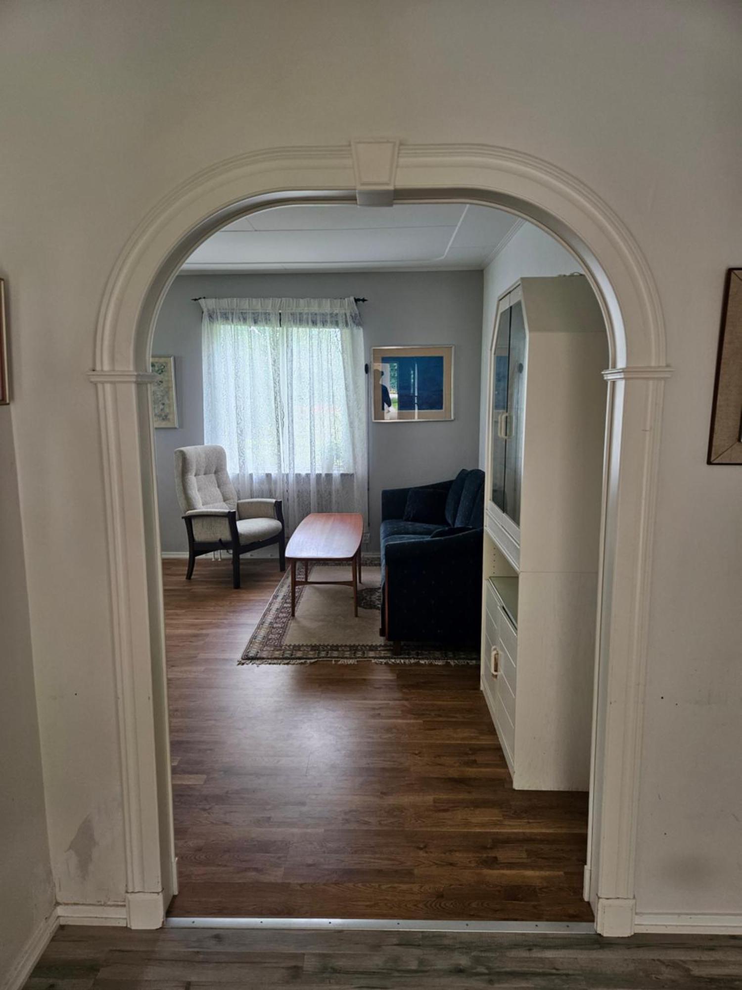 Oernsro Boende Och Staellplatser Skara Room photo